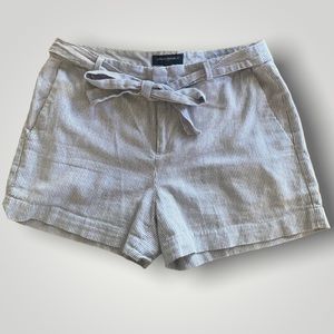 Banana Republic • Blue & White Linen Pinstripe Shorts